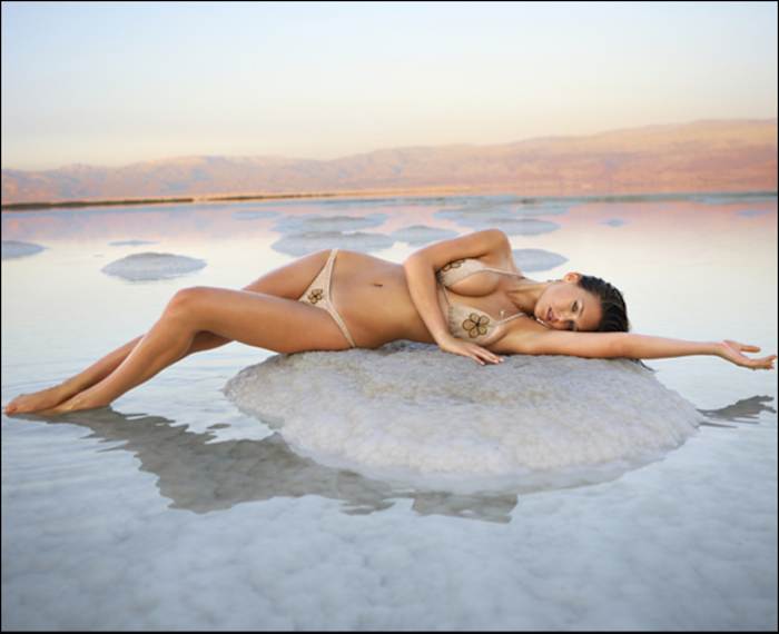 Bar Refaeli at the Dead Sea, 2008  ::  Raphael Mazzucco/SI